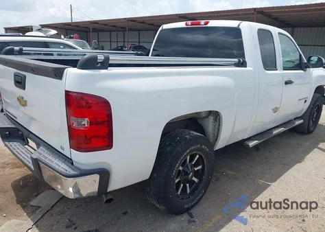 2007 Chevrolet Silverado 1500 Work Truck z USA, uszkodzony, nr VIN 1GCEC19C97Z577812